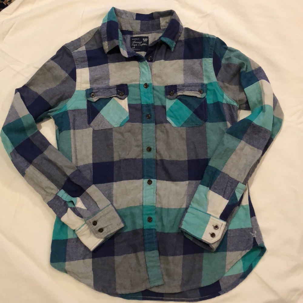 American Eagle Plaid Button Down Shirt.